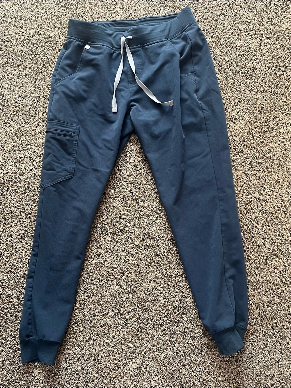 FIGS Zamora Scrubs Jogger Pants with Drawstring - size small